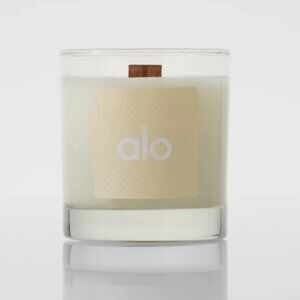 ALO Signature Candle NWT